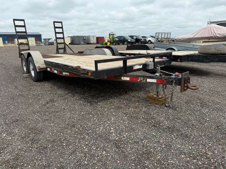 2013 PJ 18' Flat Deck Trailer