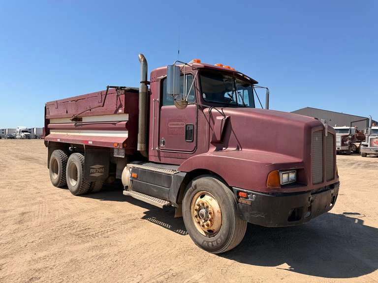 Salvage Unit: 1989 Kenworth T600 Gravel Truck