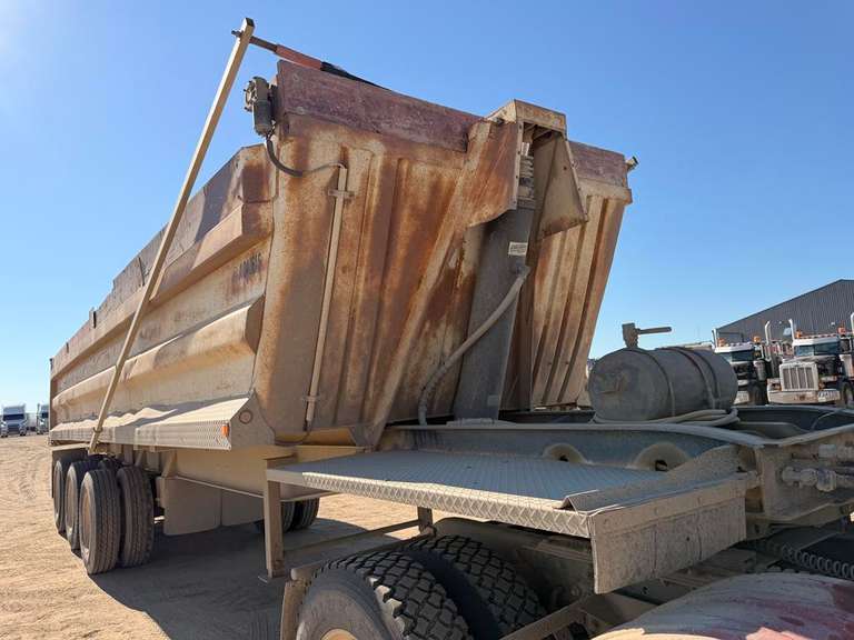 1999 Arnes Tridem End Dump Trailer