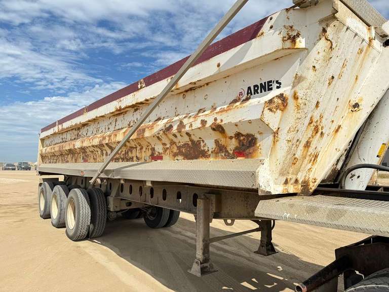2012 Arnes Tridem Dump Trailer