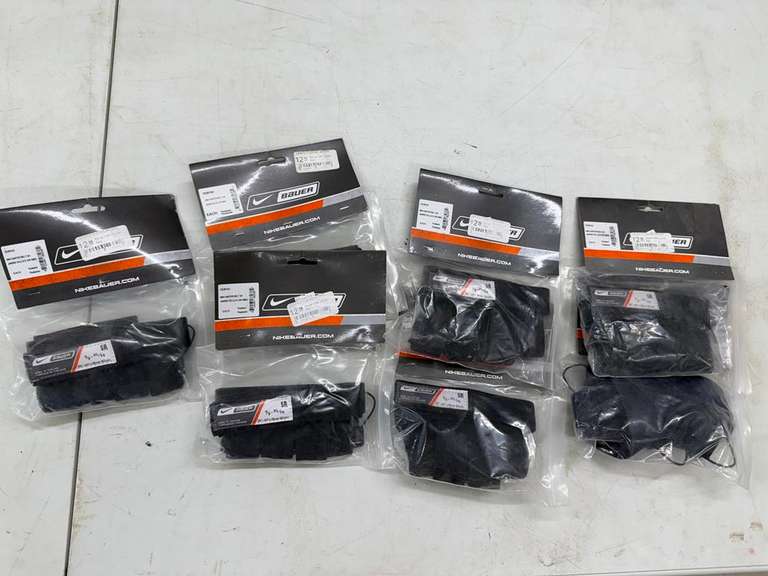 (7) Nike Bauer Sr. Garter