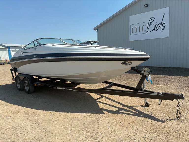 1998 Crownline 225 CCR Boat & 1997 Boat Trailer