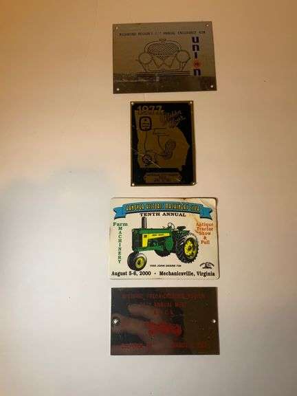 Nice lot Adv Tag/badges