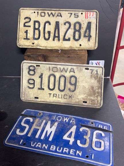3 Iowa auto tags