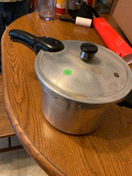 Presto pressure cooker