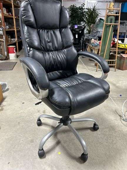 Nice office chair