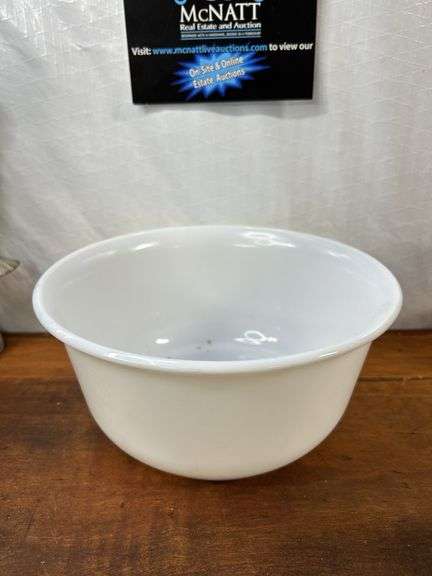 Vintage G.E. General Electric Milk Glass Mixing Bowl