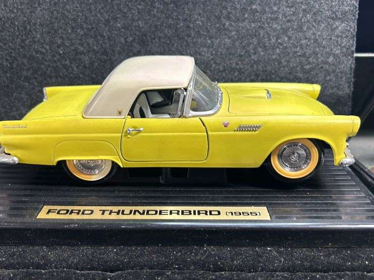 1/18 Châssis FORD Thunderbird 1955 Road Legends