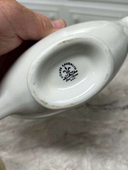 Homer Laughlin gravy-Poker cups-Sugar and creamer set