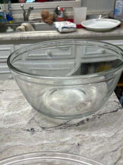 Nice lot of Pyrex and more