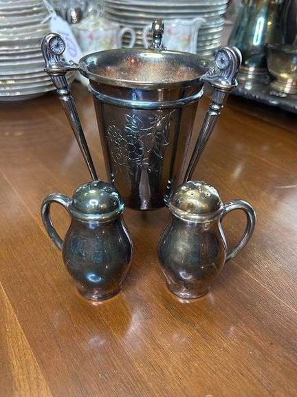 Salt and pepper with center piece-see all photos