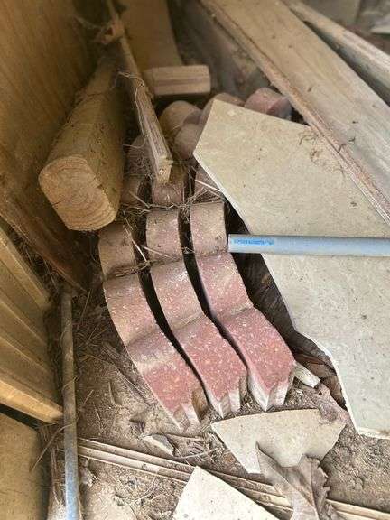 Plywood-sandstone edging-misc corner lot section
