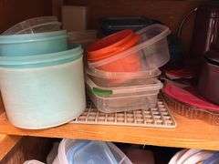 Lot of Tupperware and other plastic ware