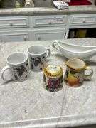 Homer Laughlin gravy-Poker cups-Sugar and creamer set