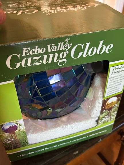 In box ! Gazing globe