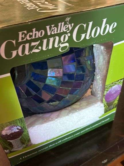 In box ! Gazing globe