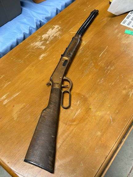 Rare! Daisy toy pop/snap rifle