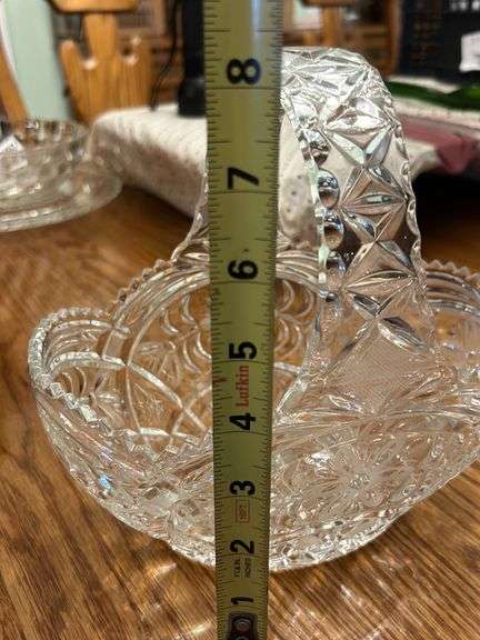 Gorgeous crystal glass basket