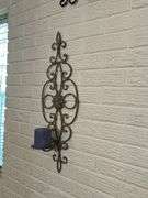 Metal wall decor and beautiful picture