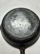 #5 cast iron skillet