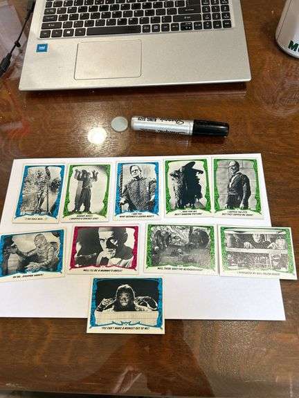 Unusual find in this condition ! Lot of 10 -1980 Monster  cards