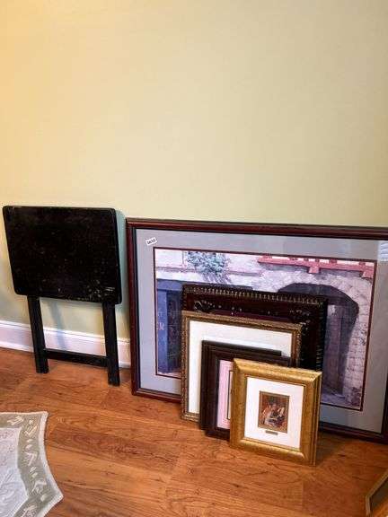 Lot of Picture and wall decor