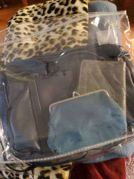 Vintage purse & throw blankets