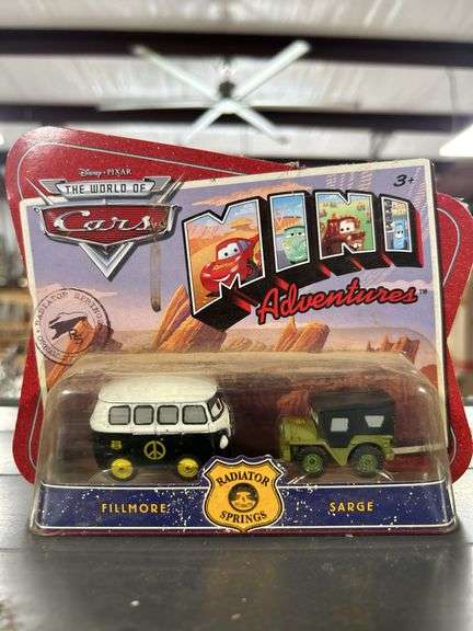 Neat Disney Cars mini adventures set