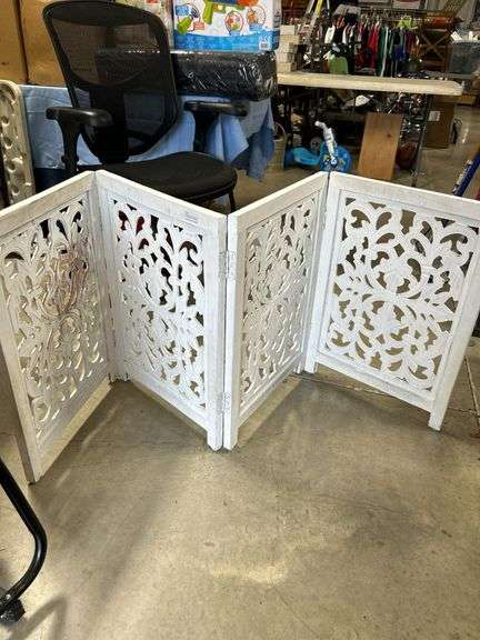 Nice ornate divider gate