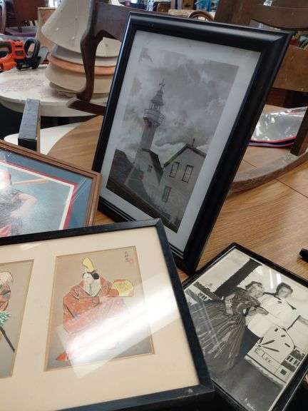 Group of pictures/frames