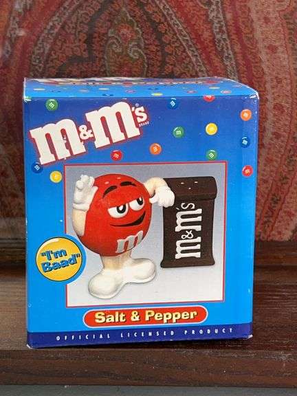 Collectible M&M salt and Pepper in orig box