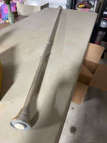 Nice clean shower curtain rod