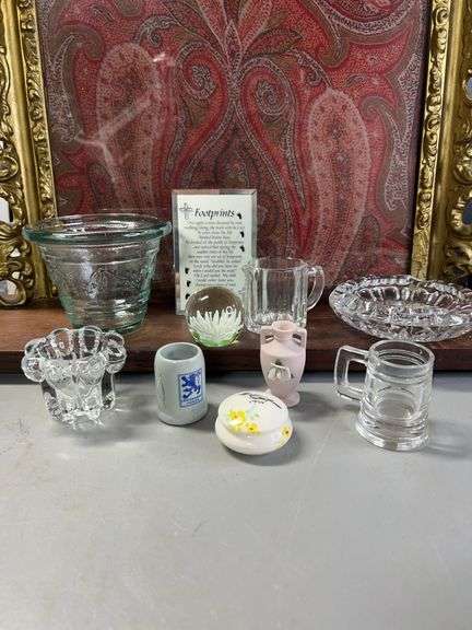 Tray lot of misc - Pulaski estate