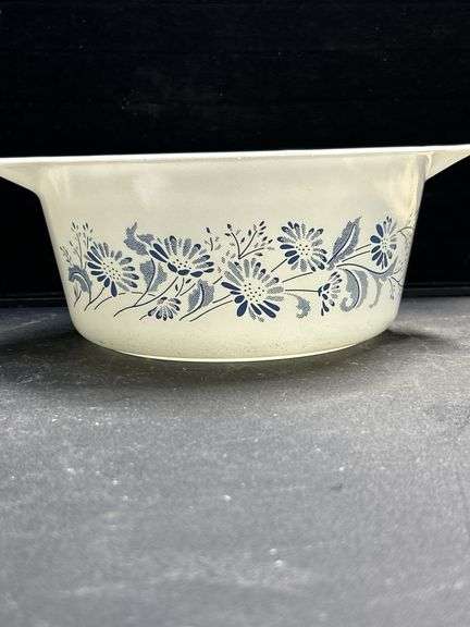 Pyrex 474-B Casserole dish "Colonial Mist" pattern