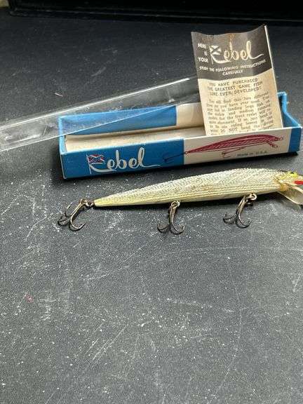 Original Rebel 201 Silver 4-1/2” Lure in orig Box
