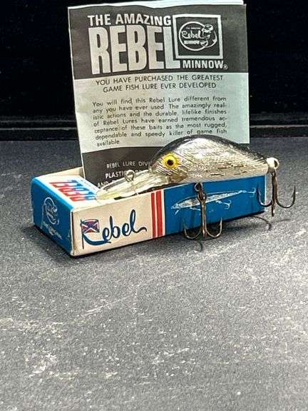 Original Rebel Silver Lure with original box !