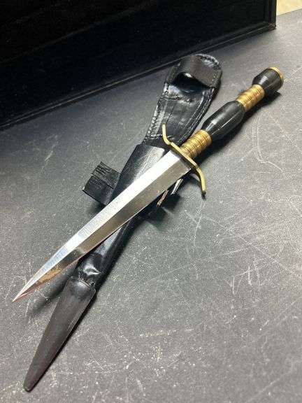 10” German Cammando Knife with sheath and box (Replica)