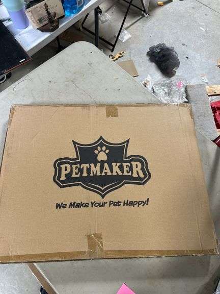 PETMAKER Pet Seat Cover Protector. It is designed to protect car seats from pet messes