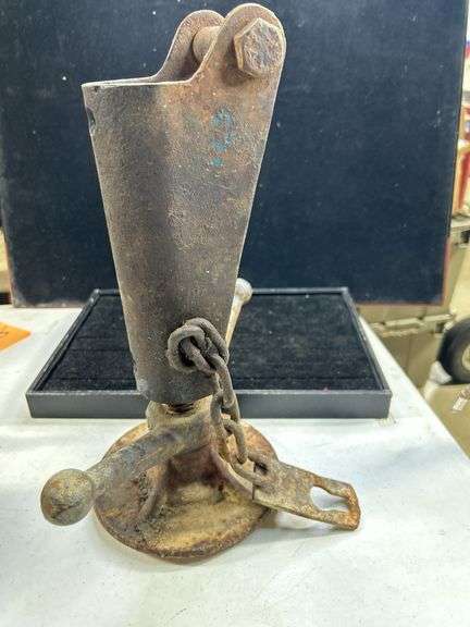 Neat vintage Ships Anchor