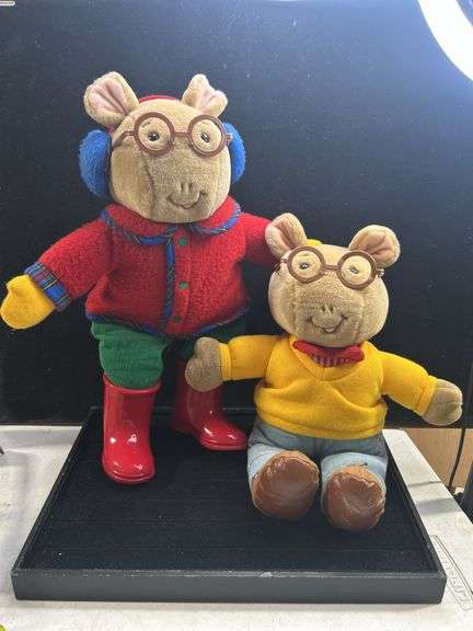Look’em up! Vintage Arthur Plush and Aardvark Stuffed Eden Toys 1995-CLEAN no staining or bad odor /