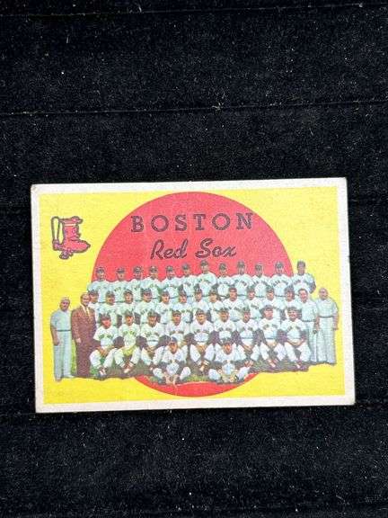 1959 Topps baseball card featuring the Boston Red Sox team.
