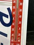Nice metal Pabst Blue Ribbon working Thermometer