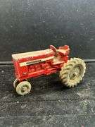 International Farmall 656 made by Ertle