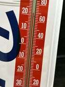 Nice metal Pabst Blue Ribbon working Thermometer