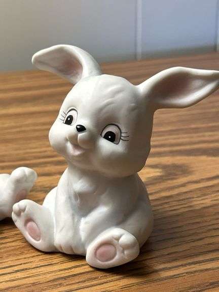 HOMCO Family of Rabbits