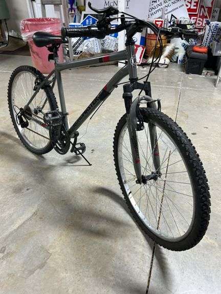 Roadmaster Granite Peak Adult bicycle