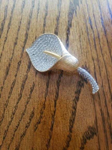 Vintage Nolan Miller Crystal Rhinestone Calla Lily Flower Gold Tone Brooch