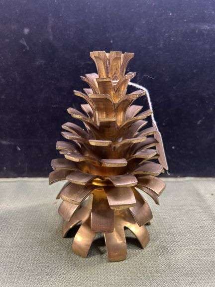 Neat Brass Pine comb