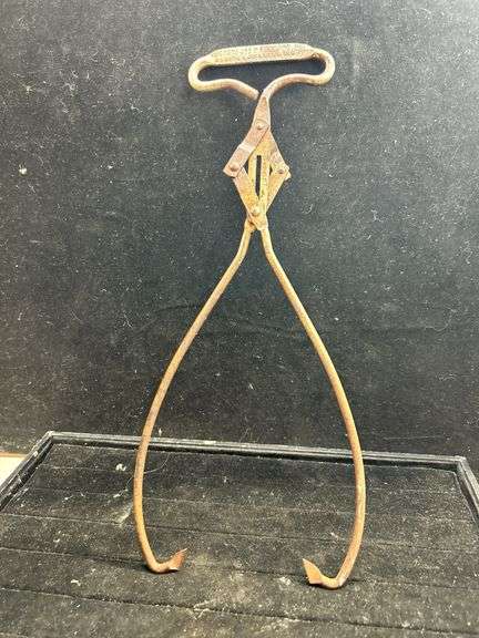 Pulaski Ice and Storage Rare set of Adv Ice Tongs
