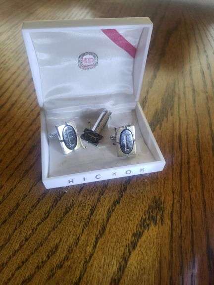 Tie clip and cuff links